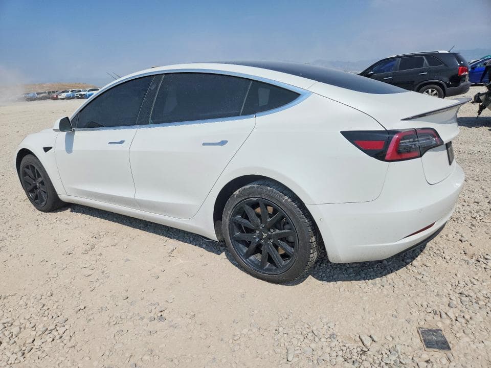 2020 TESLA MODEL 3 2