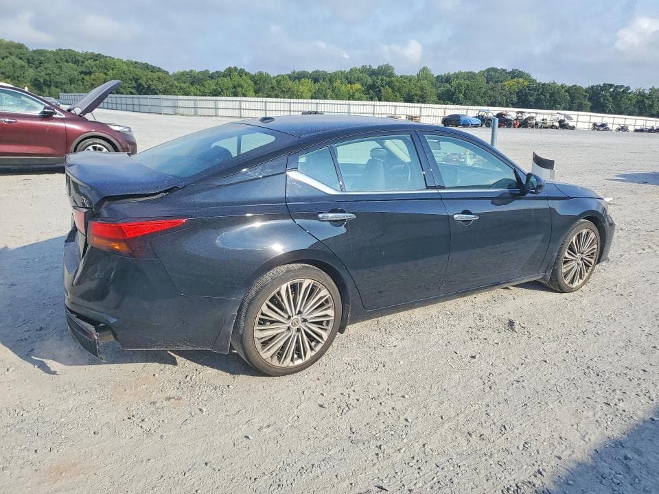 2024 NISSAN ALTIMA SL 3