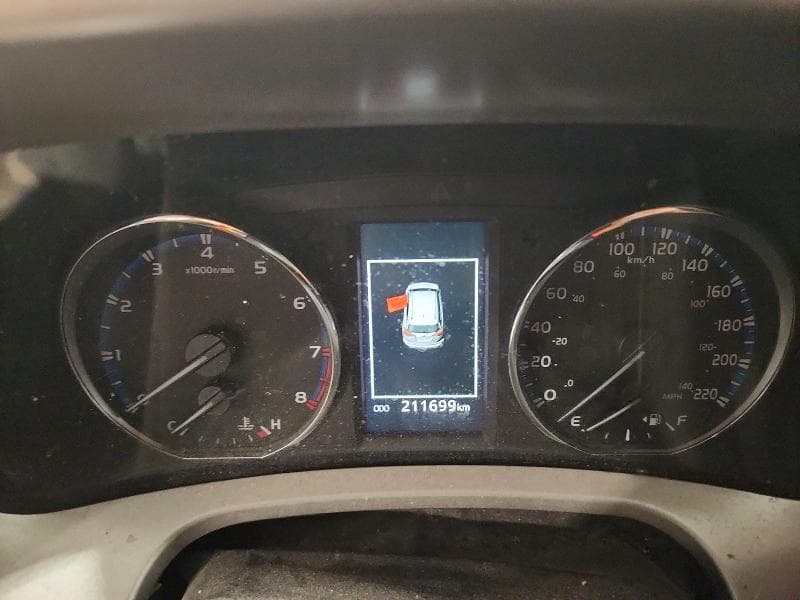 2018 TOYOTA RAV4 LE 9
