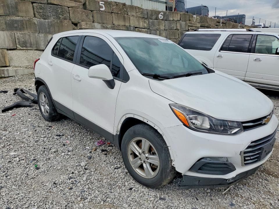 2019 CHEVROLET TRAX LS 4