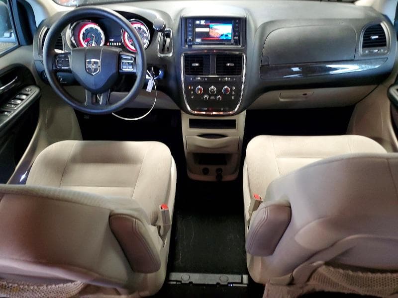 2018 DODGE GRAND CARAVAN SE 8