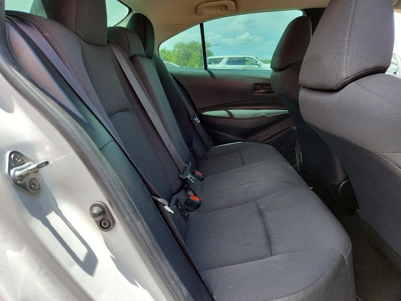 2022 TOYOTA COROLLA LE 10