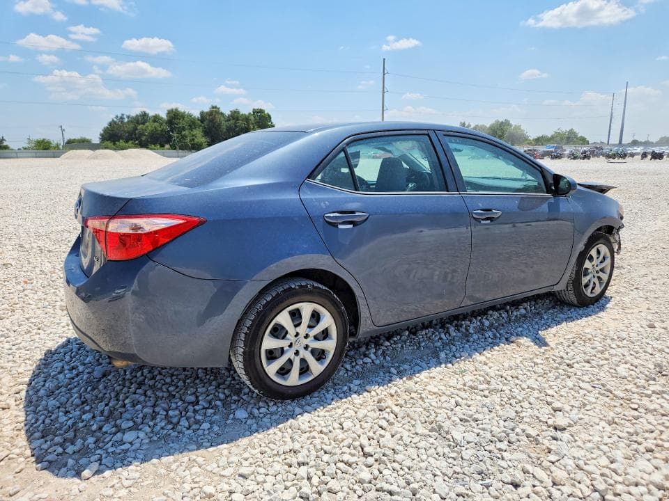 2017 TOYOTA COROLLA LE 3