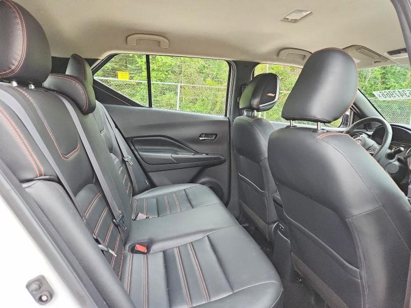 2020 NISSAN KICKS SR 11