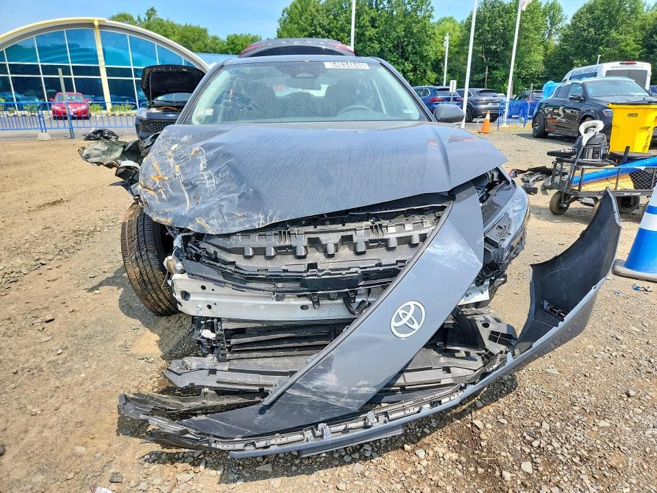 2025 TOYOTA CAMRY LE 5