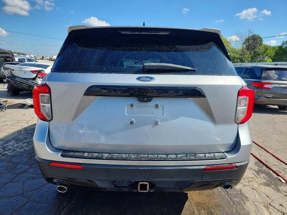 2022 FORD EXPLORER ST-LINE 6