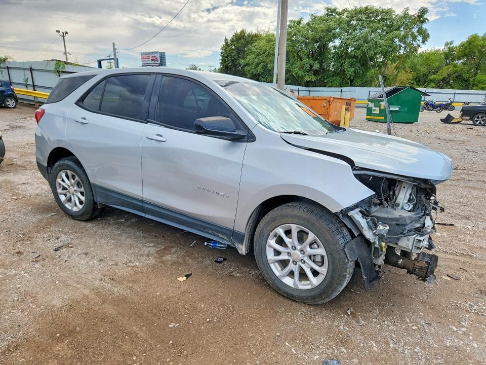 2018 CHEVROLET EQUINOX LS 4