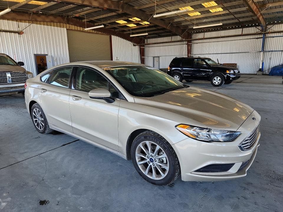 2017 FORD FUSION SE 4