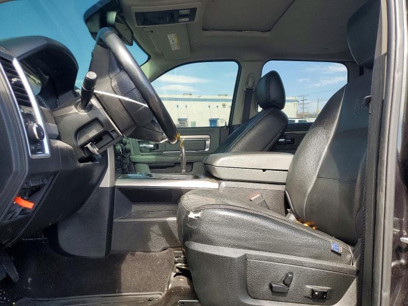 2018 RAM 1500 SLT 7
