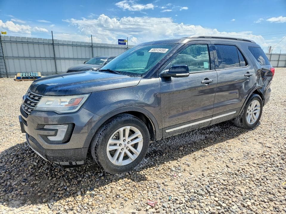 2017 FORD EXPLORER XLT - 1