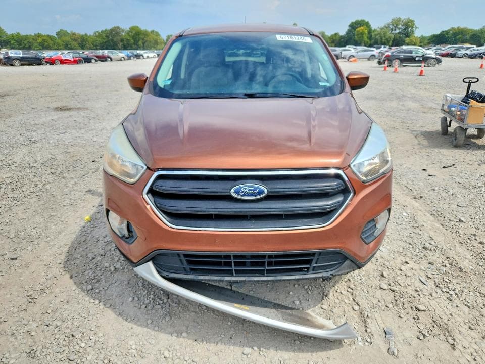 2017 FORD ESCAPE SE 5