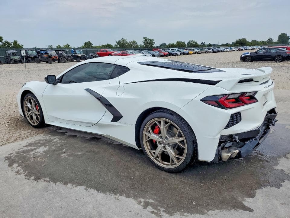 2022 CHEVROLET CORVETTE STINGRAY 2LT 3