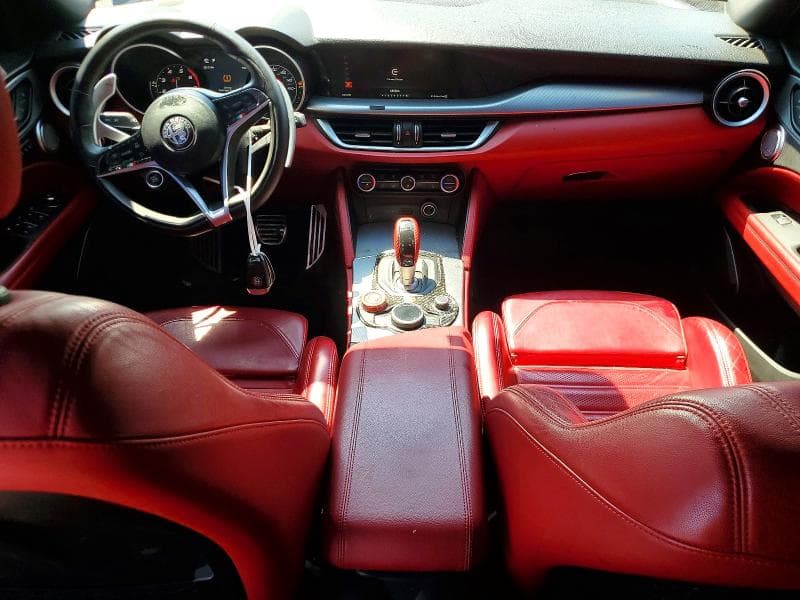 2018 ALFA ROMEO STELVIO TI SPORT 8