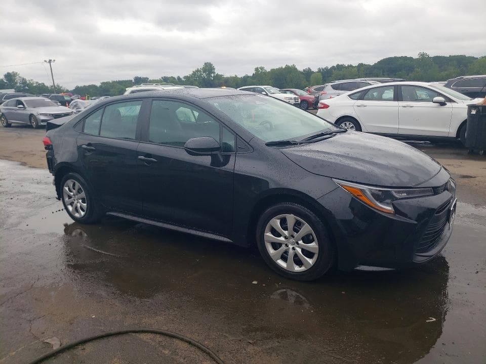 2025 TOYOTA COROLLA LE 4
