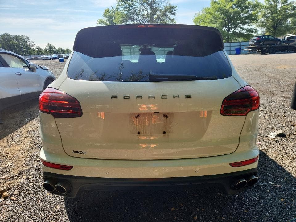2018 PORSCHE CAYENNE SE HYBRID PLATINUM 6