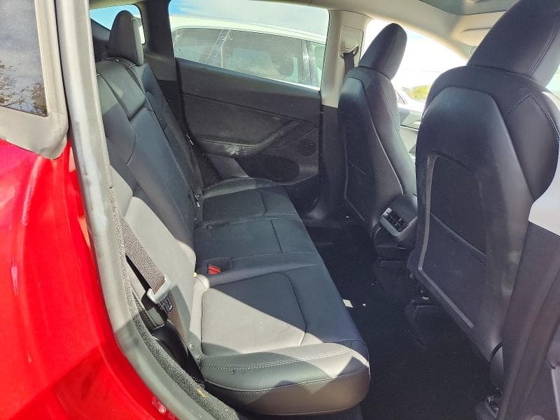 2024 TESLA MODEL Y 11