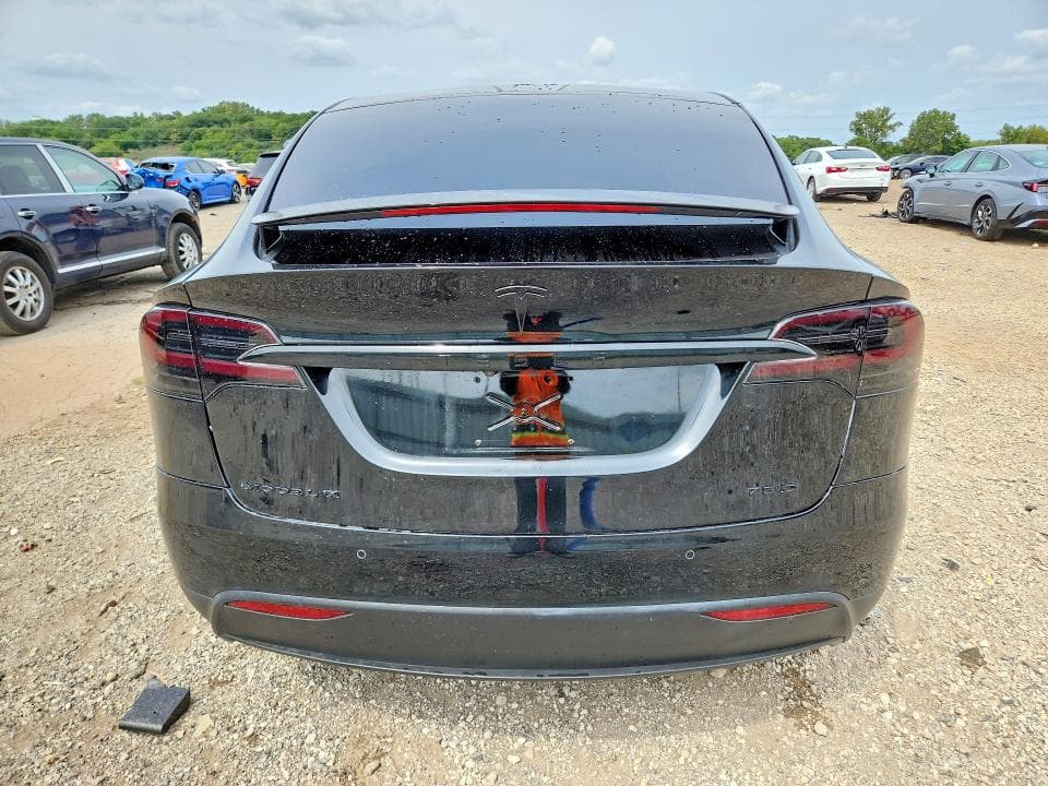 2017 TESLA MODEL X 6