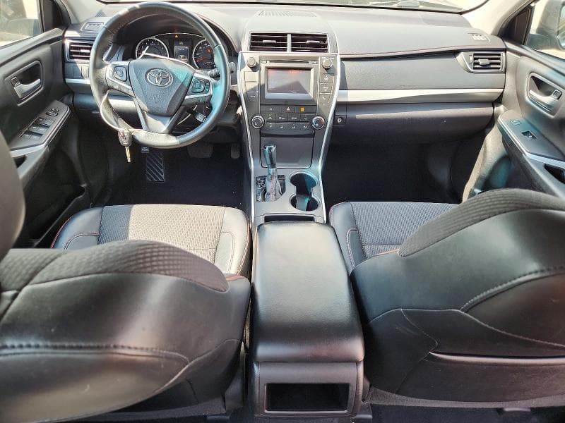 2017 TOYOTA CAMRY SE 8