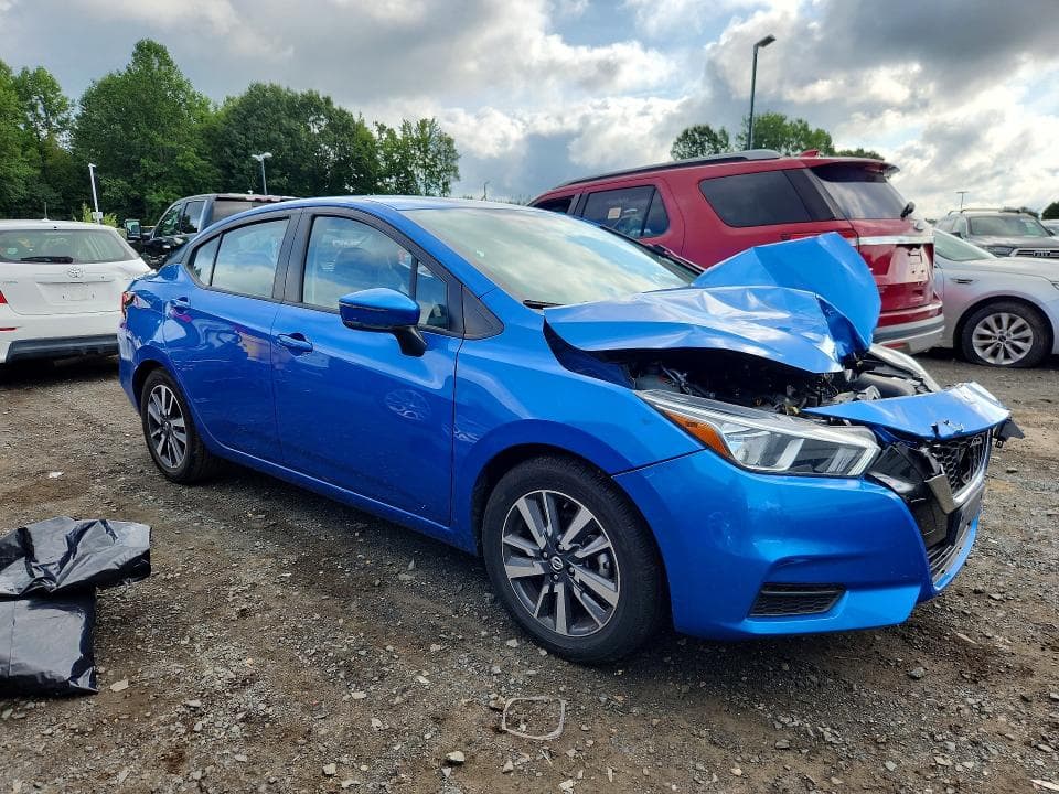 2021 NISSAN VERSA SV 4