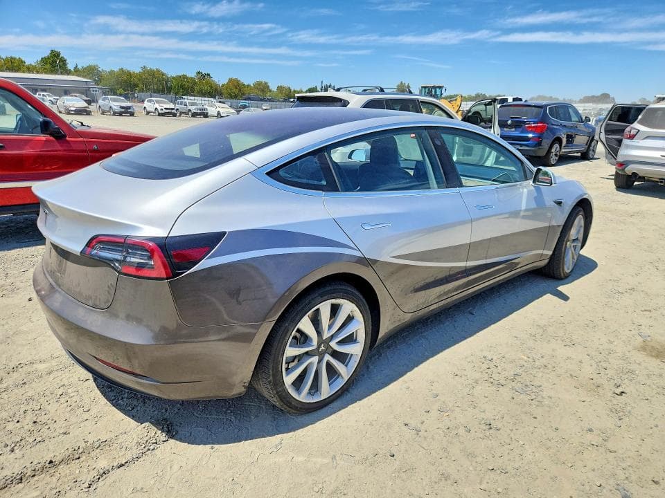 2017 TESLA MODEL 3 3