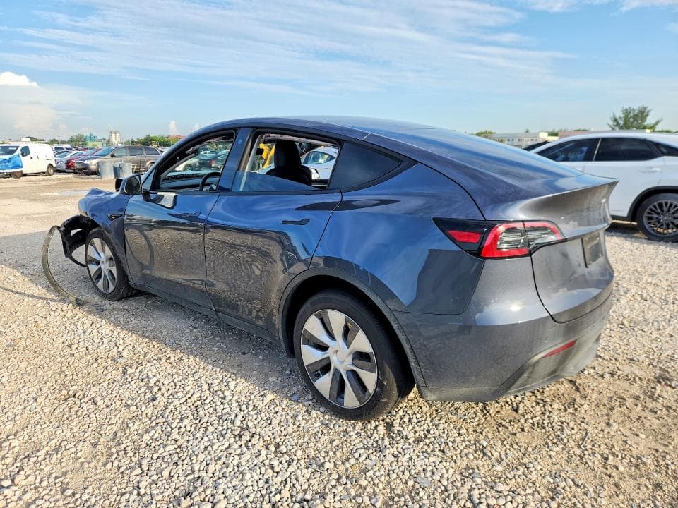 2023 TESLA MODEL Y 2