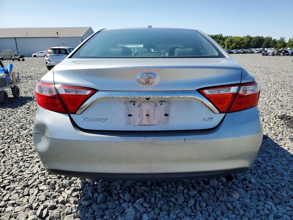 2017 TOYOTA CAMRY LE 6