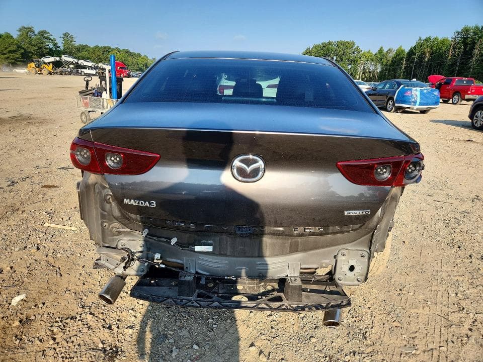 2021 MAZDA 3 SELECT 6