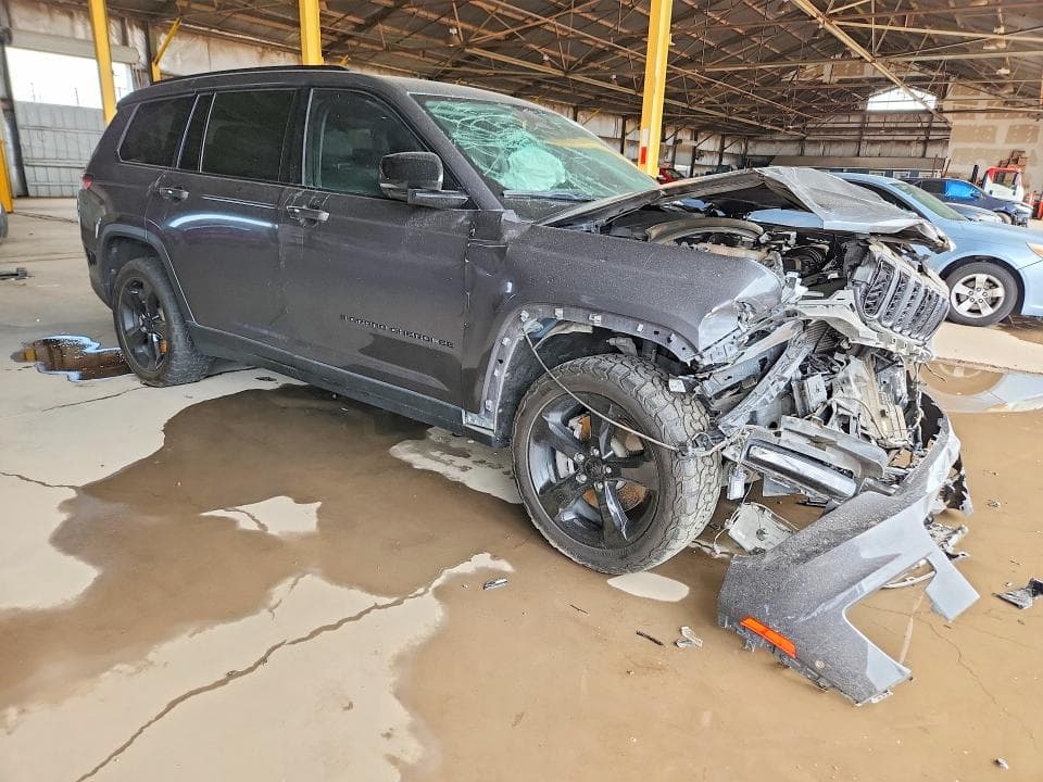 2023 JEEP GRAND CHEROKEE L LIMITED 4