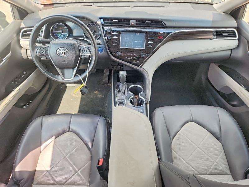 2018 TOYOTA CAMRY HYBRID XLE 8