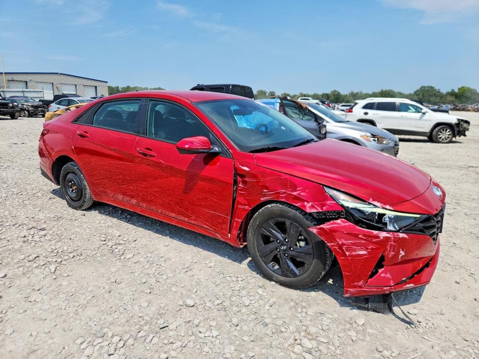 2021 HYUNDAI ELANTRA SEL 4