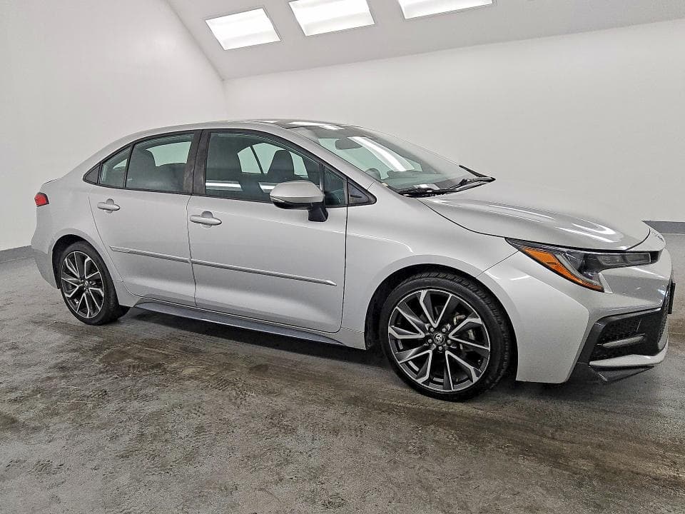 2022 TOYOTA COROLLA SE 4