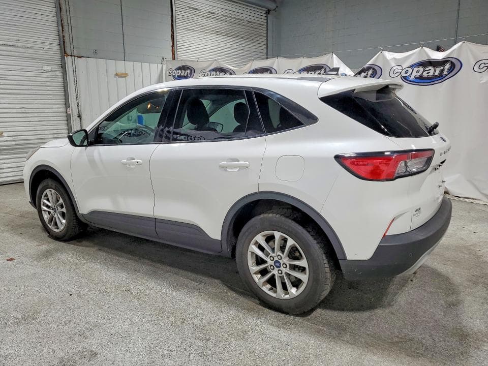 2022 FORD ESCAPE SE 2