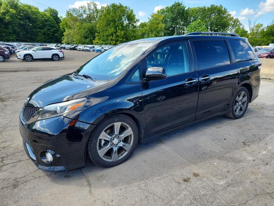 2017 TOYOTA SIENNA SE - 1