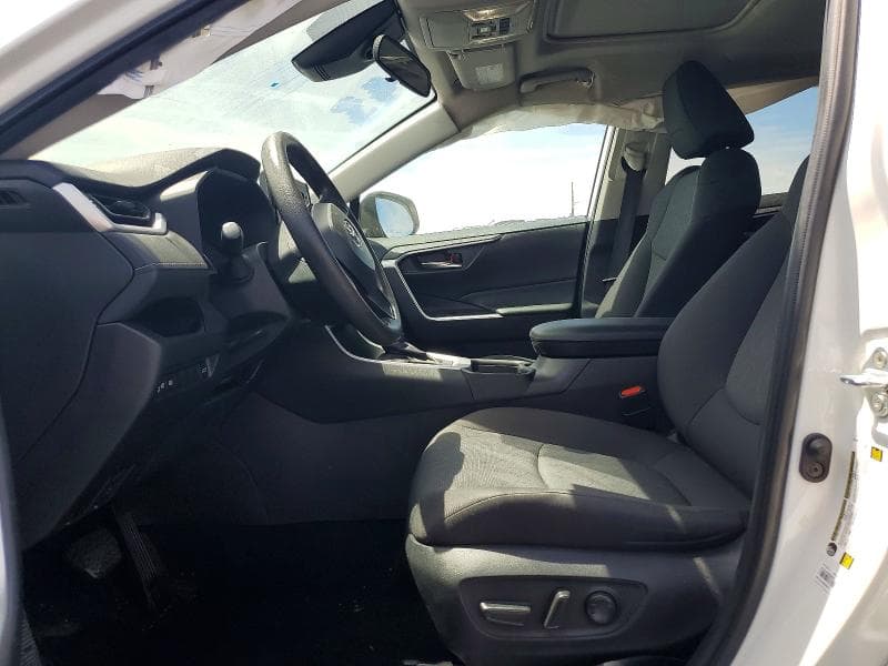 2022 TOYOTA RAV4 XLE 7