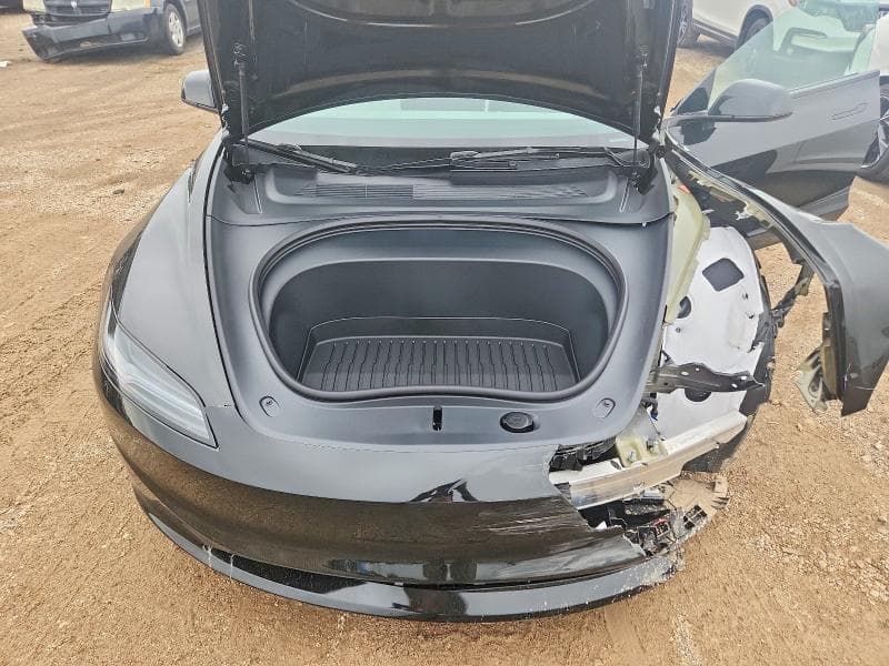 2026 TESLA MODEL 3 11