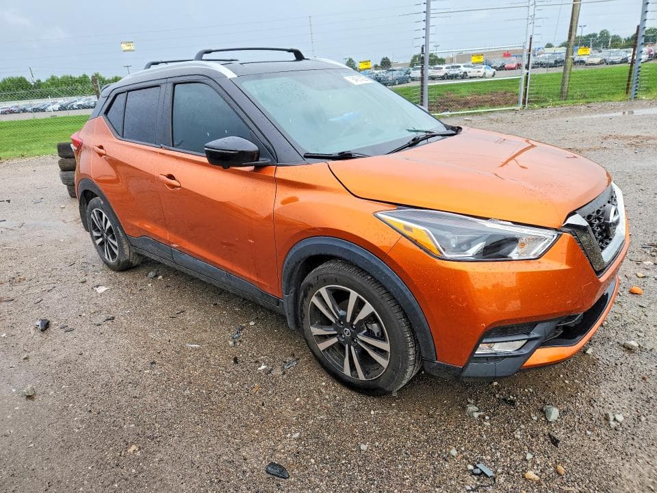 2018 NISSAN KICKS SR 4