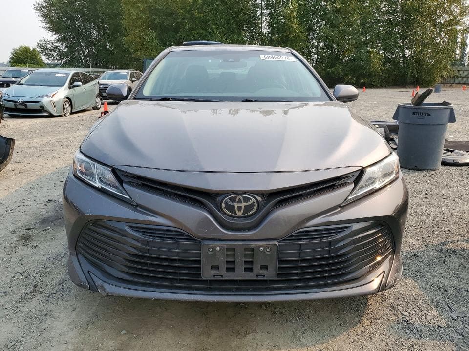 2018 TOYOTA CAMRY LE 5
