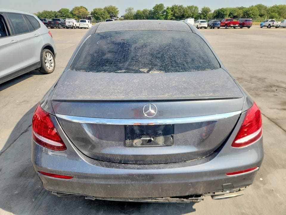 2018 MERCEDES-BENZ E 300 6
