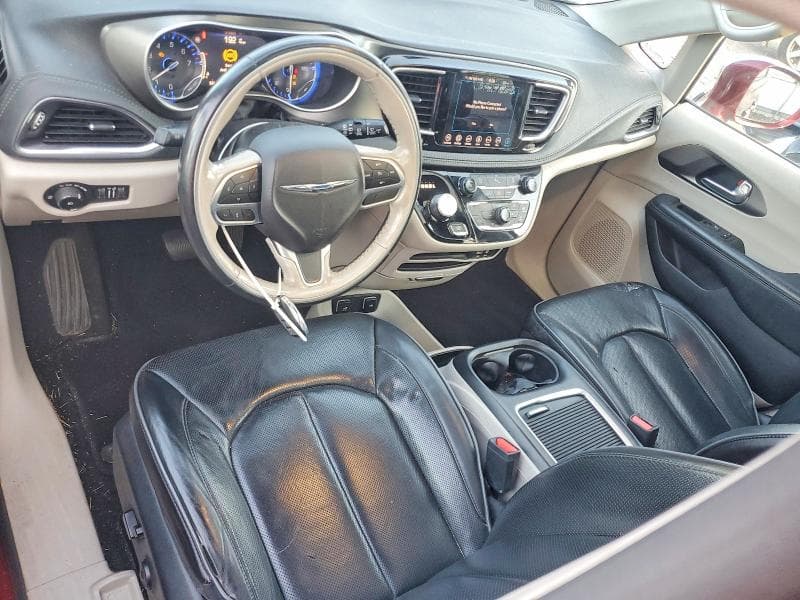 2019 CHRYSLER PACIFICA LIMITED 8