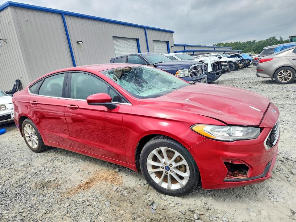 2020 FORD FUSION SE 4