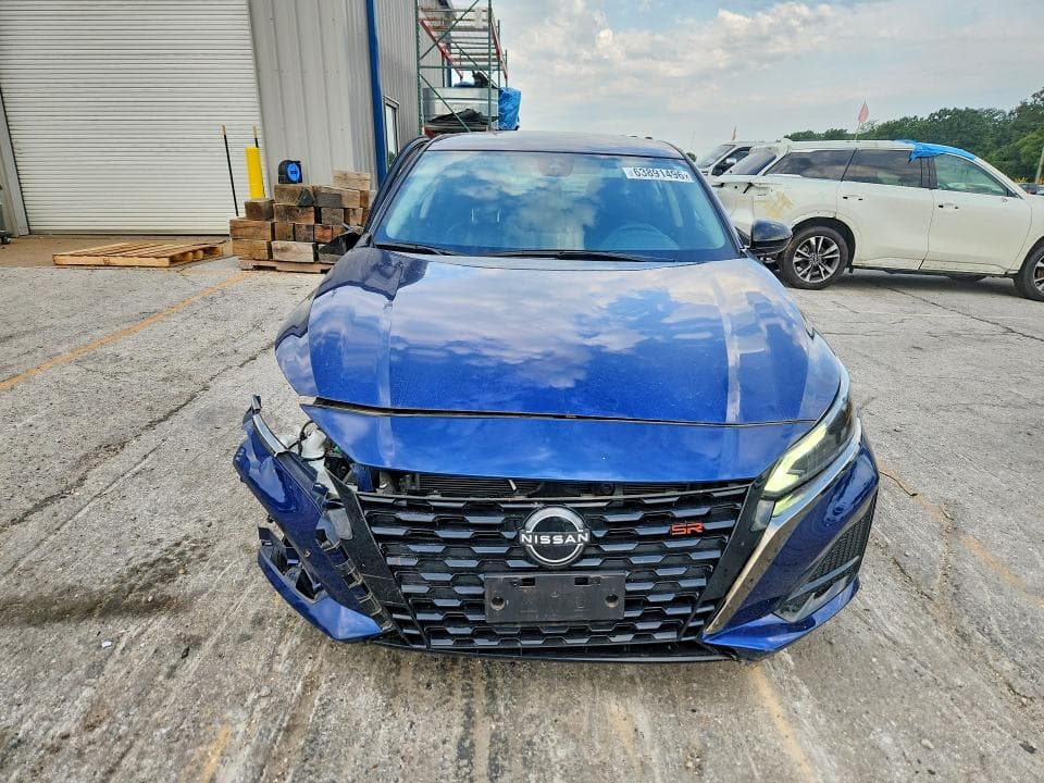 2023 NISSAN ALTIMA SR 5