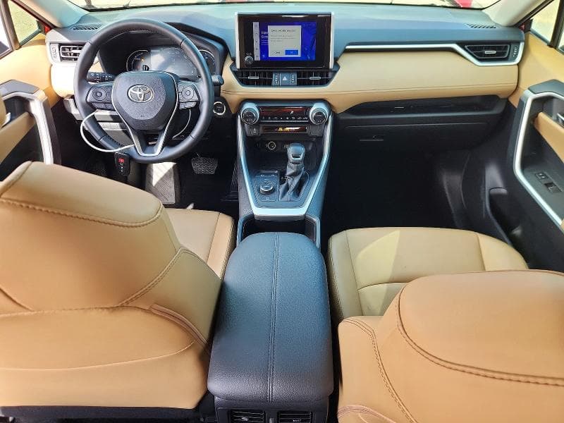 2023 TOYOTA RAV4 XLE PREMIUM 8