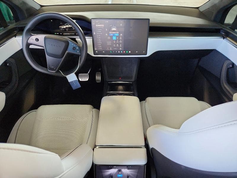2023 TESLA MODEL X 8