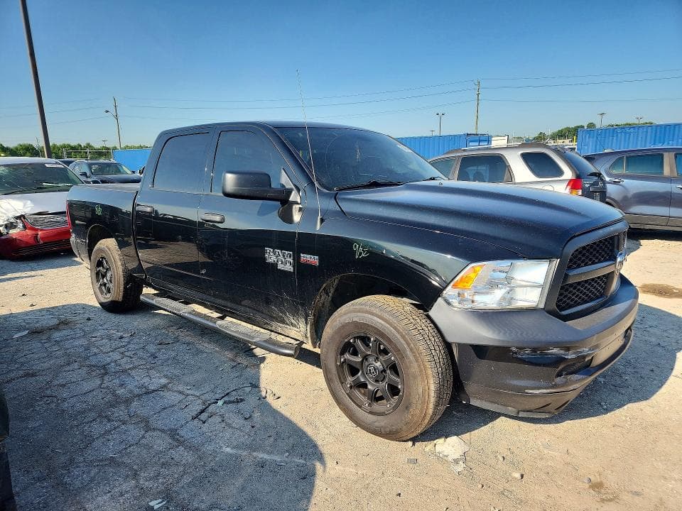 2023 RAM 1500 CLASSIC SSV 4
