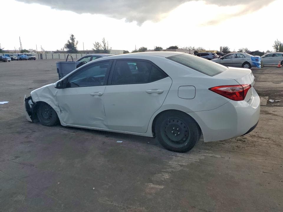 2018 TOYOTA COROLLA LE 2