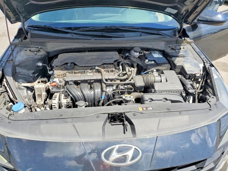 2022 HYUNDAI ELANTRA SEL 11