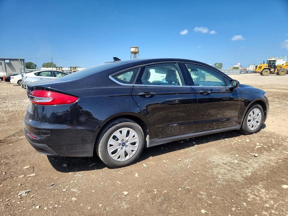 2020 FORD FUSION S 3