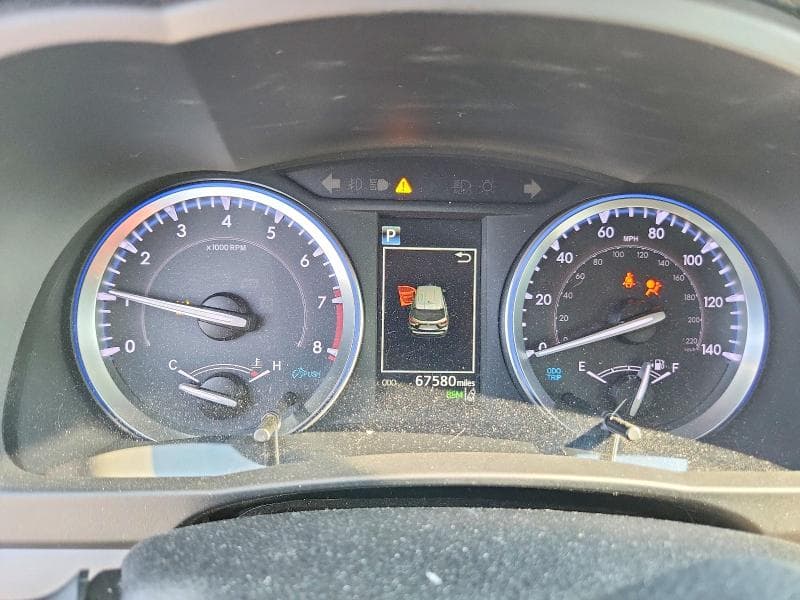 2019 TOYOTA HIGHLANDER XLE 9