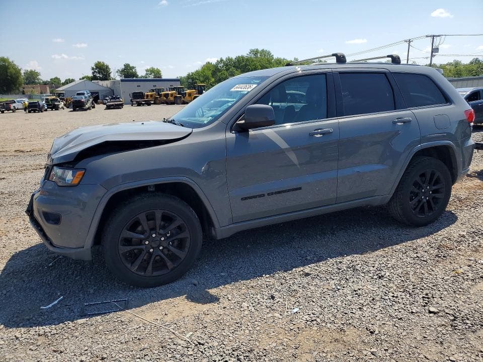 2019 JEEP GRAND CHEROKEE LAREDO - 1