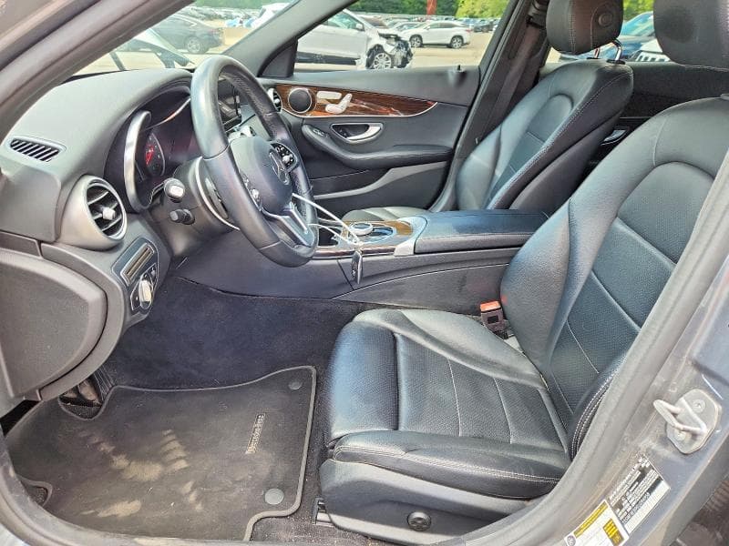 2019 MERCEDES-BENZ C 300 4MATIC 7